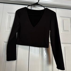 Black Cropped V-Neck Long Sleeve
